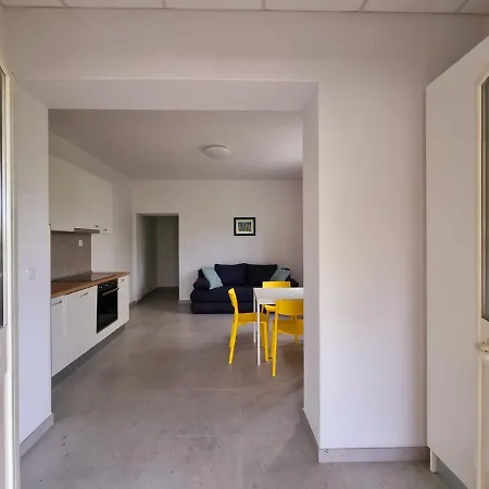 Apartments Iskra Duce Exterior photo