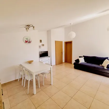 Apartments Iskra Duce Exterior photo