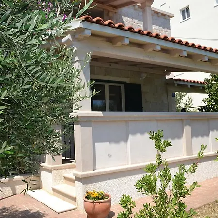 Apartments Iskra Duce Exterior photo