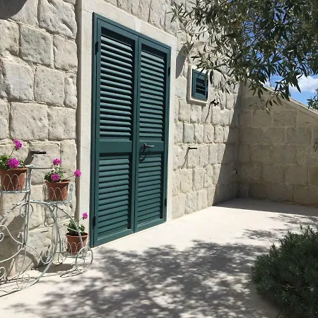 Apartments Iskra Duce Exterior photo