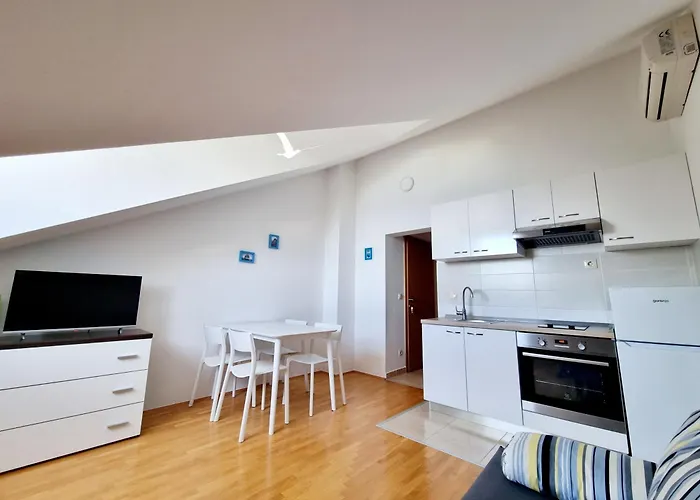 Apartments Iskra