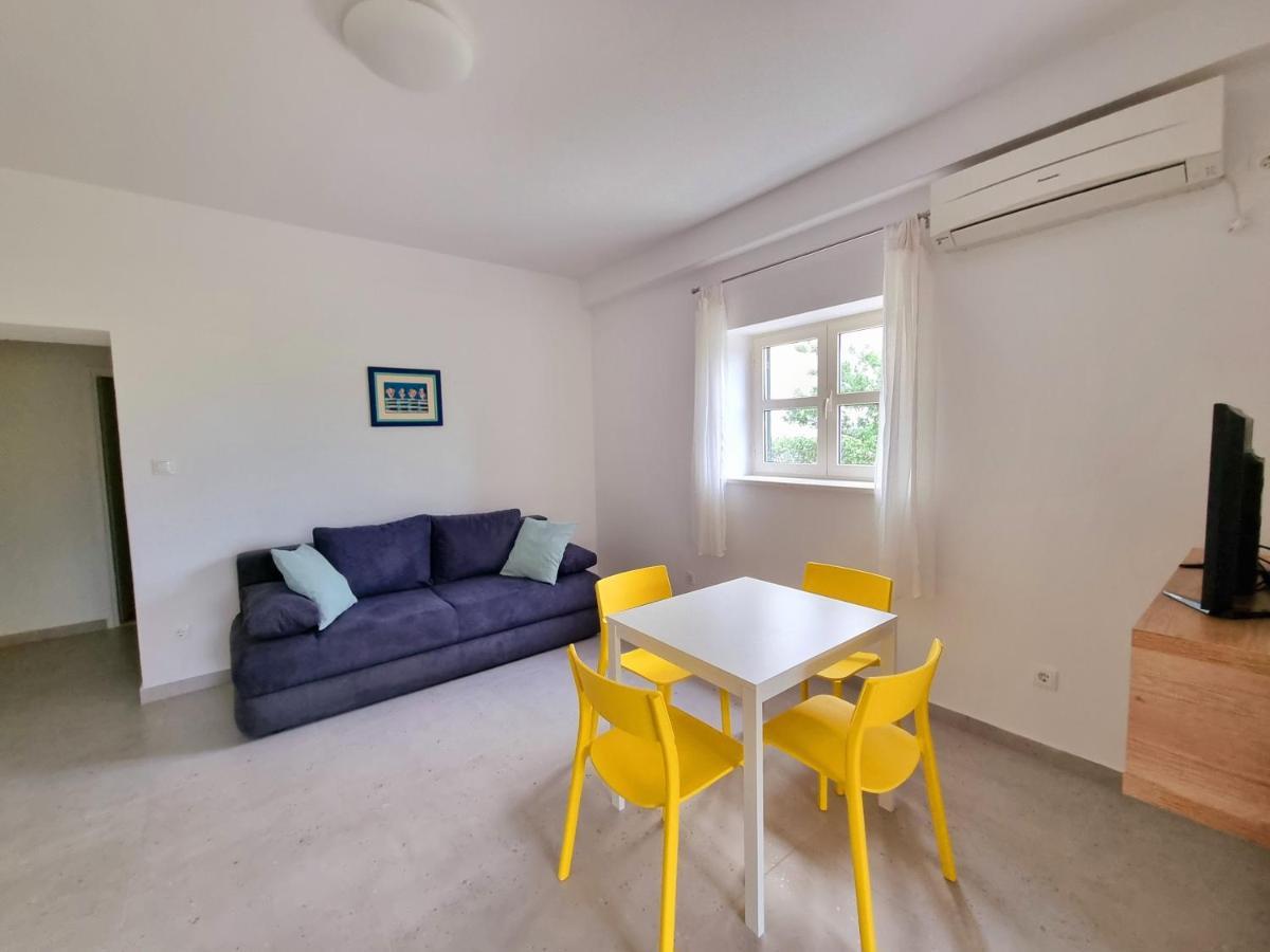 Iskra Apartmán *