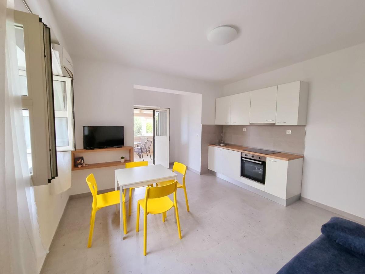 Iskra Apartment *