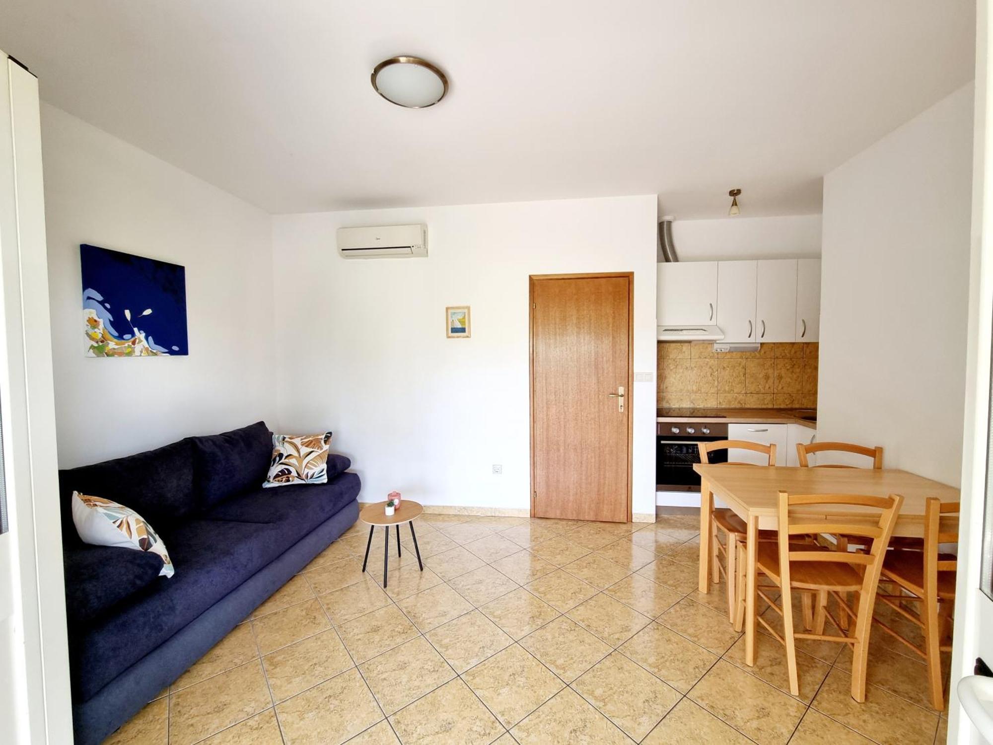 Iskra Apartment